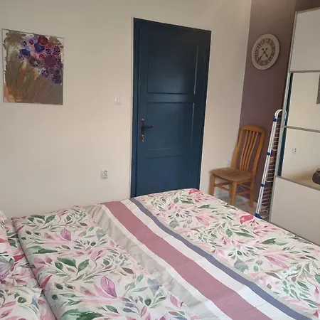 The Old Apartment Burgas City